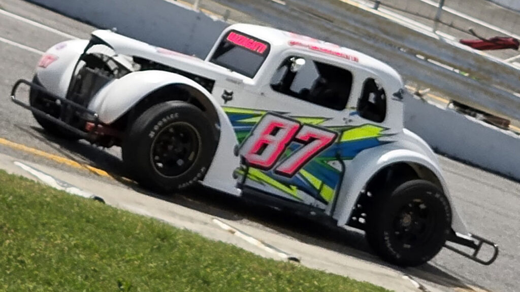 Legend Car - 2025